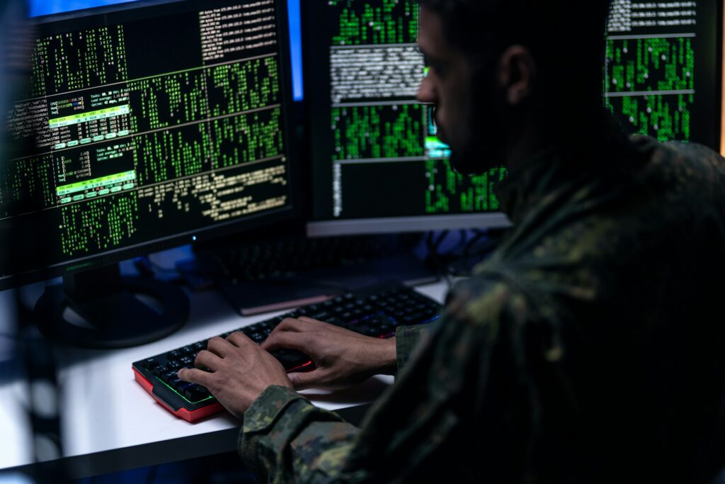 Cyberbezpieczeństwo jako kluczowe wyzwanie XXI wieku