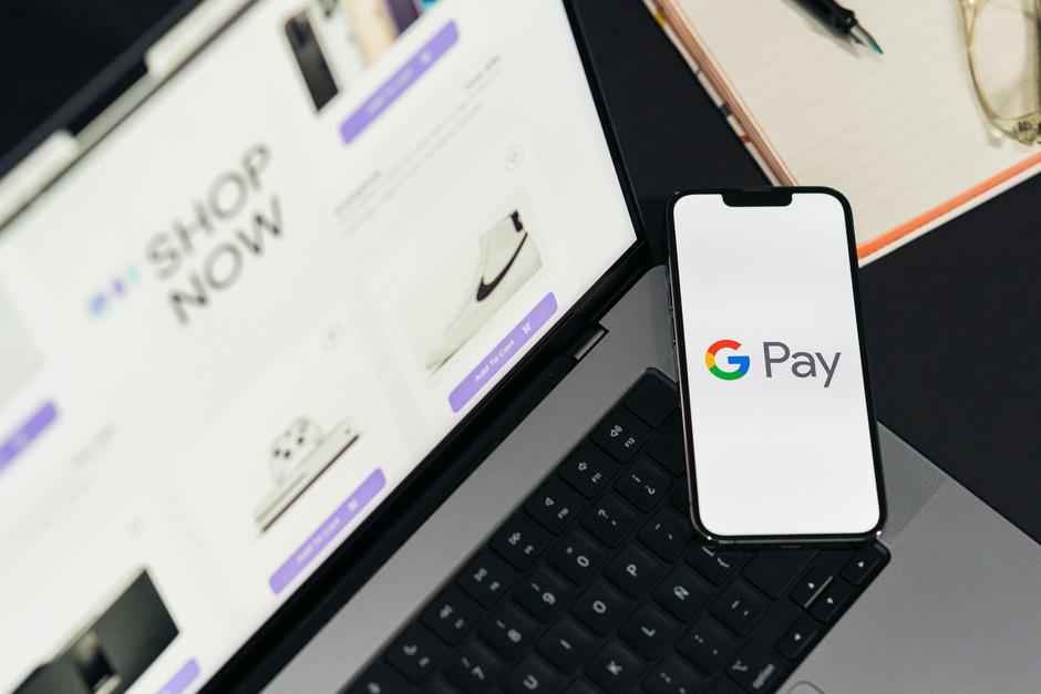 Google Pay vs. Apple Pay
