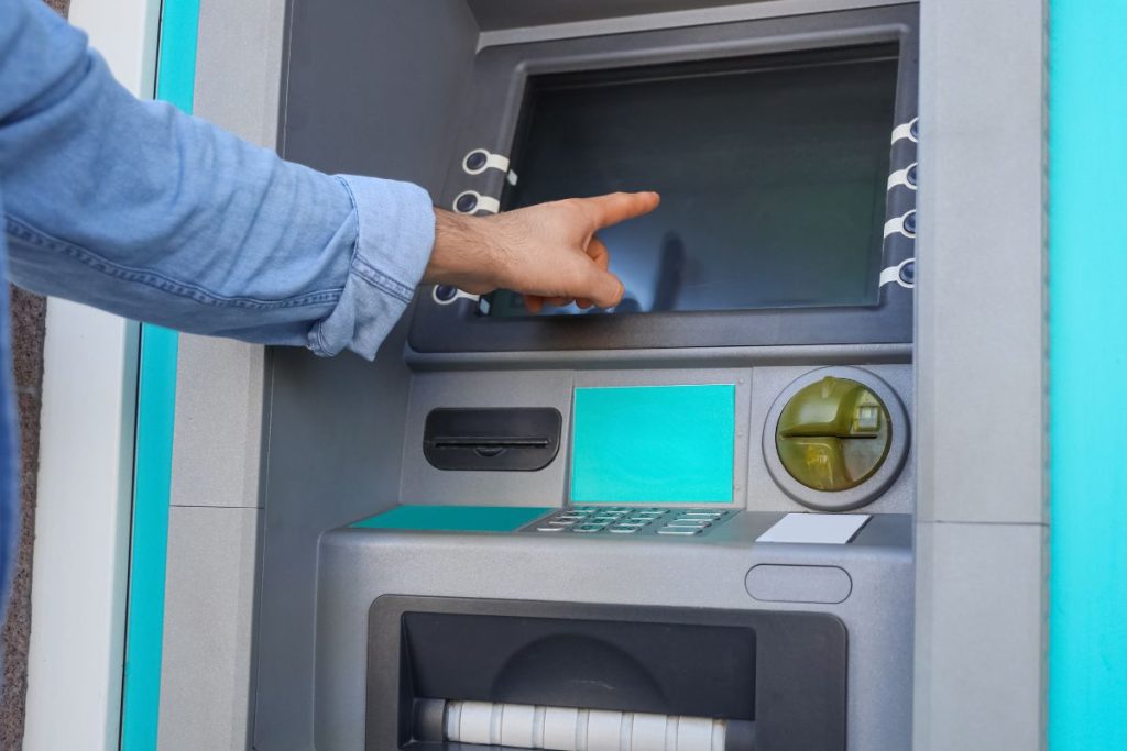 Limity wypłat z bankomatów