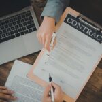 Czytanie umowy ubezpieczeniowej