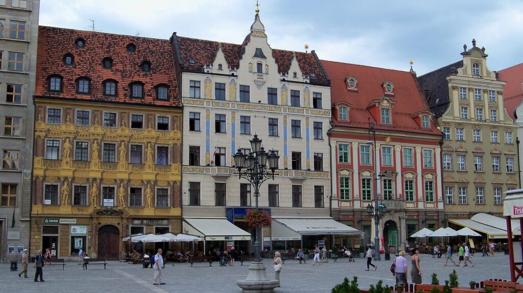 Rynek Wrocław doradca kredytowy dla kupujących mieszkanie