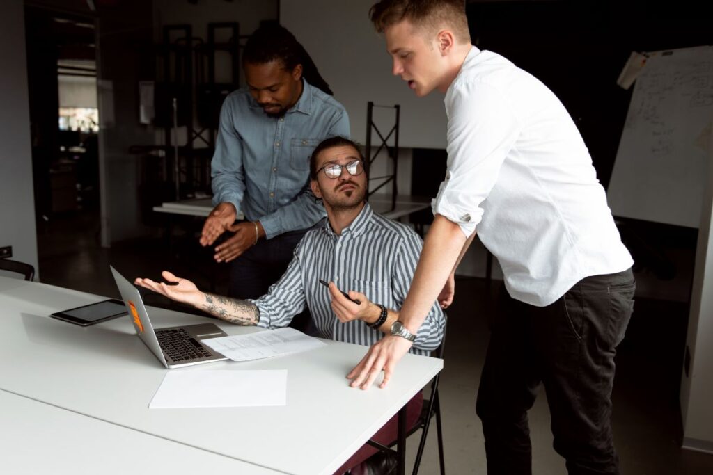 Trendy motywowania i wynagrodzeń