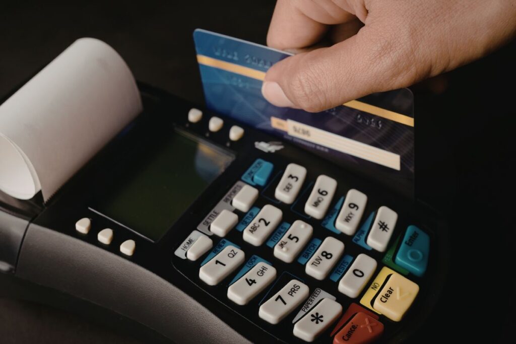 Zasady działania karty kredytowej