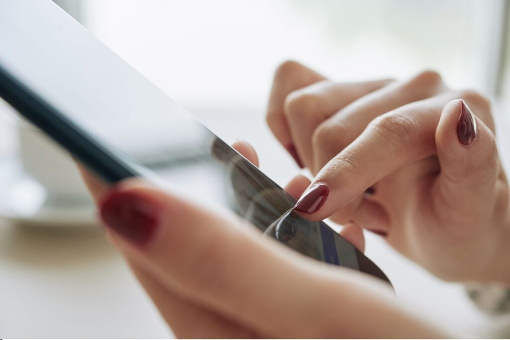 Korzystanie z bankowości mobilnej